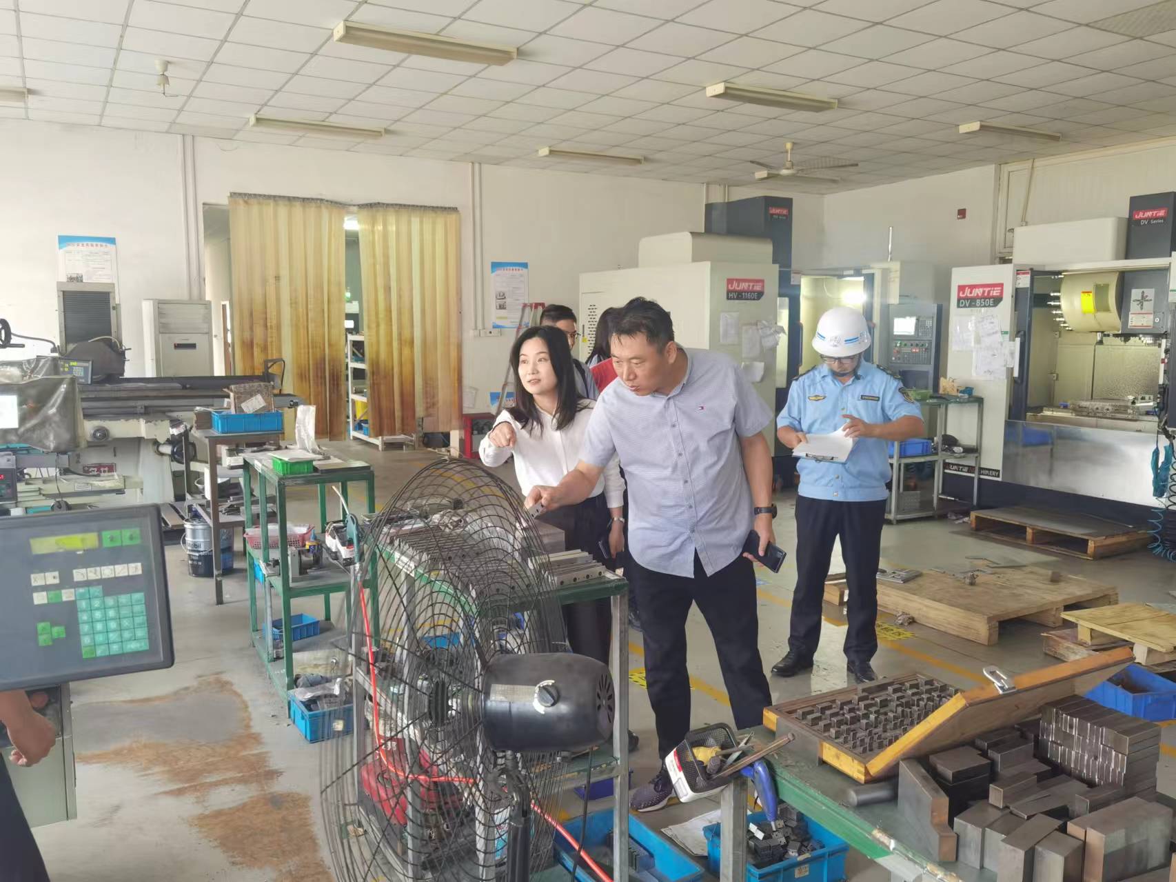 1727573055353503.jpg 1727573055353503.jpg